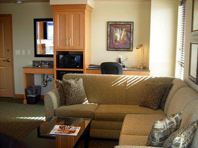 Bloomington-university Area By Ihg Hotel 4*
