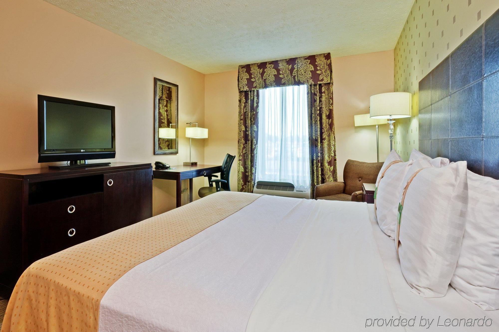 Hotel Bloomington-university Area By Ihg