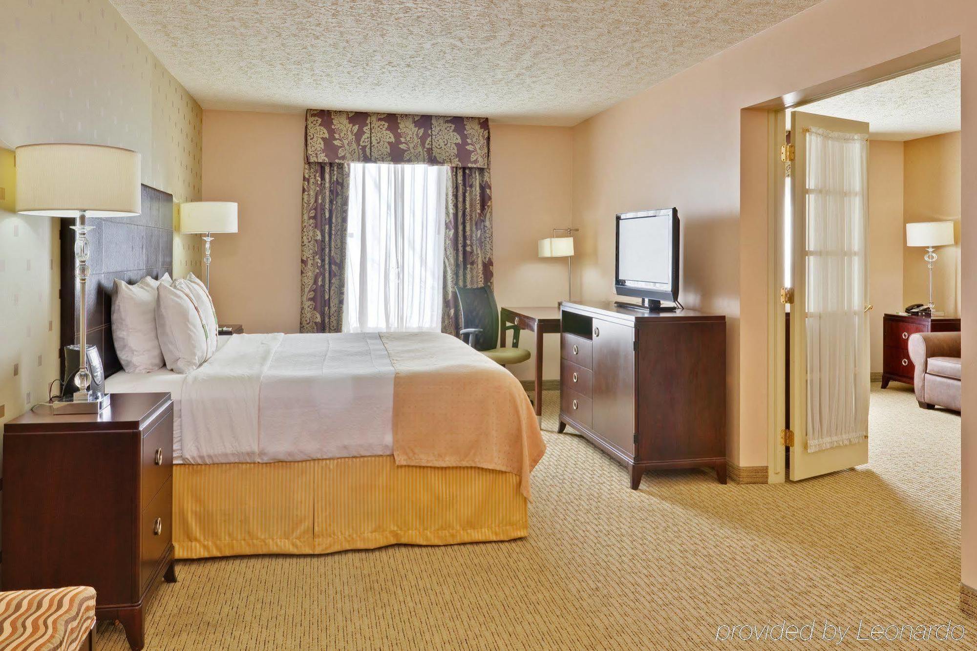 Hotel Bloomington-university Area By Ihg
